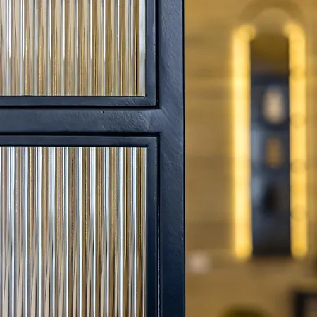 Chic Lifestyle Apartment Naples