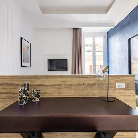 Chic Lifestyle Apartment Naples