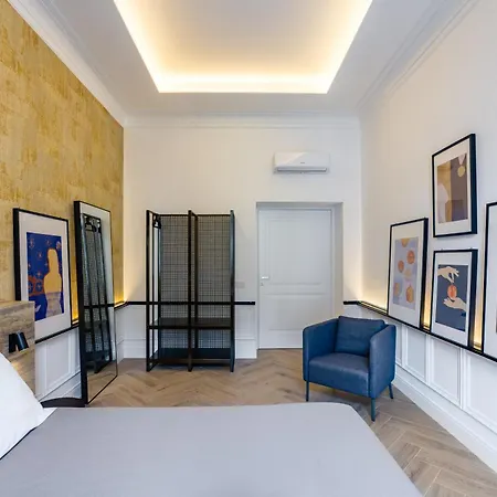 Chic Lifestyle Naples