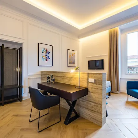 Chic Lifestyle Apartment