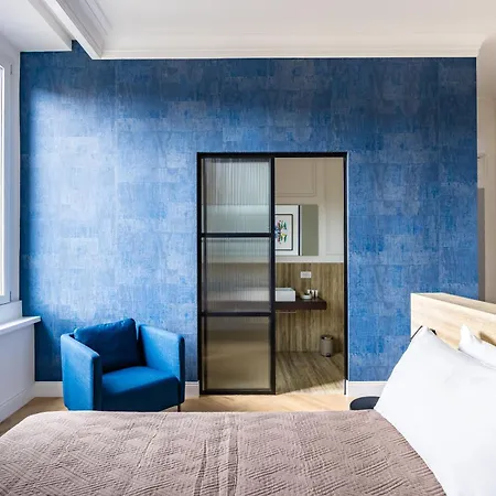 Apartment Chic Lifestyle
